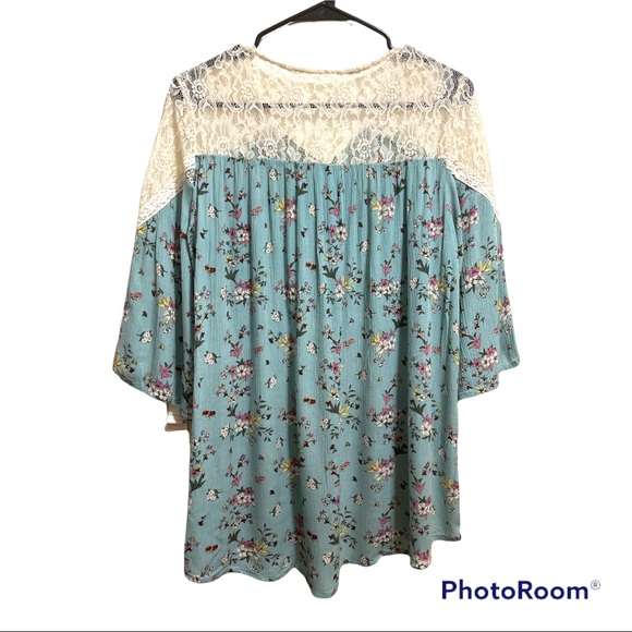 Liz Lange Maternity Teal and Floral and Ivory Floral Lace design Size Medium - Picture 10 of 12